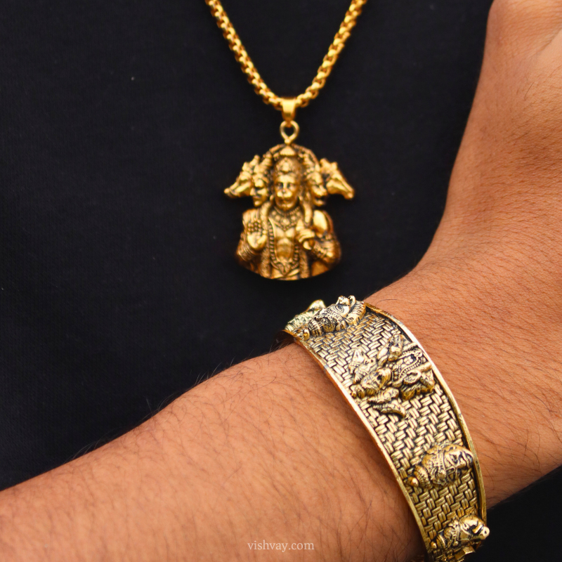 Golden Panchmukhi Hanuman Pendant with Golden Kada