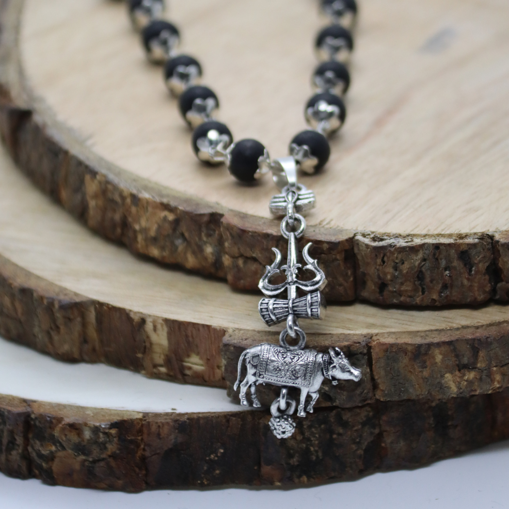 Silver Cap Karungali Mala with Shiv Nandi Pendant