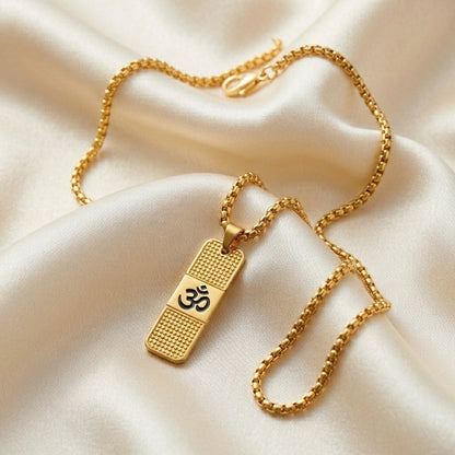 Om Pendant with Chain (Gold Finish)