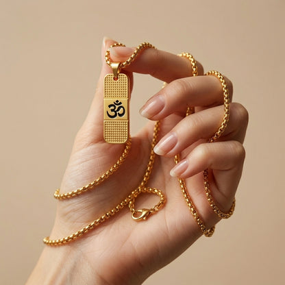 Om Pendant with Chain (Gold Finish)